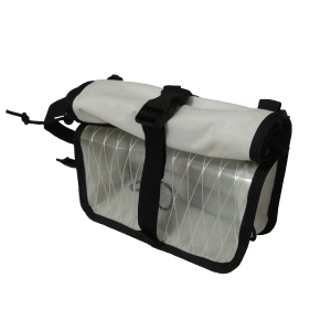 Mini bolso roll top de bicicleta hecho con vela reciclada – Mini roll-top bike bag made with upcycled sail